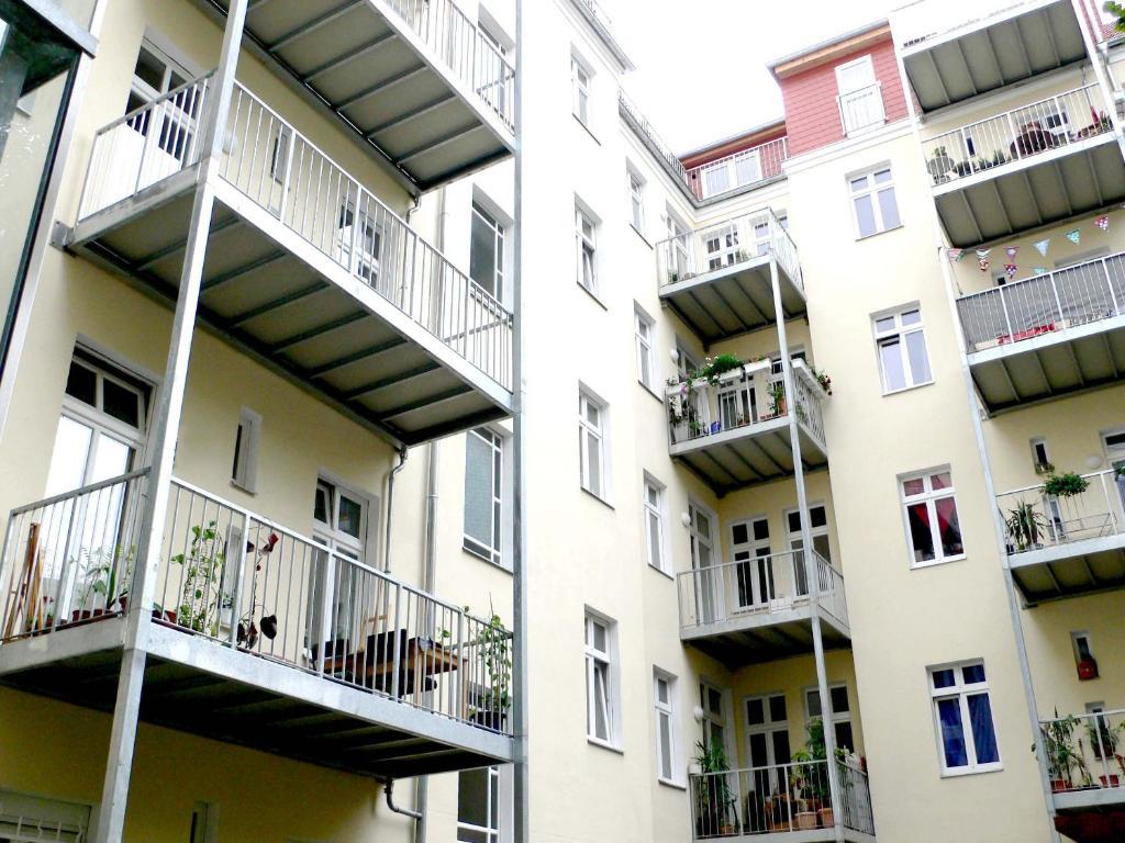 Lodge Berlin - Apartment Rum bild